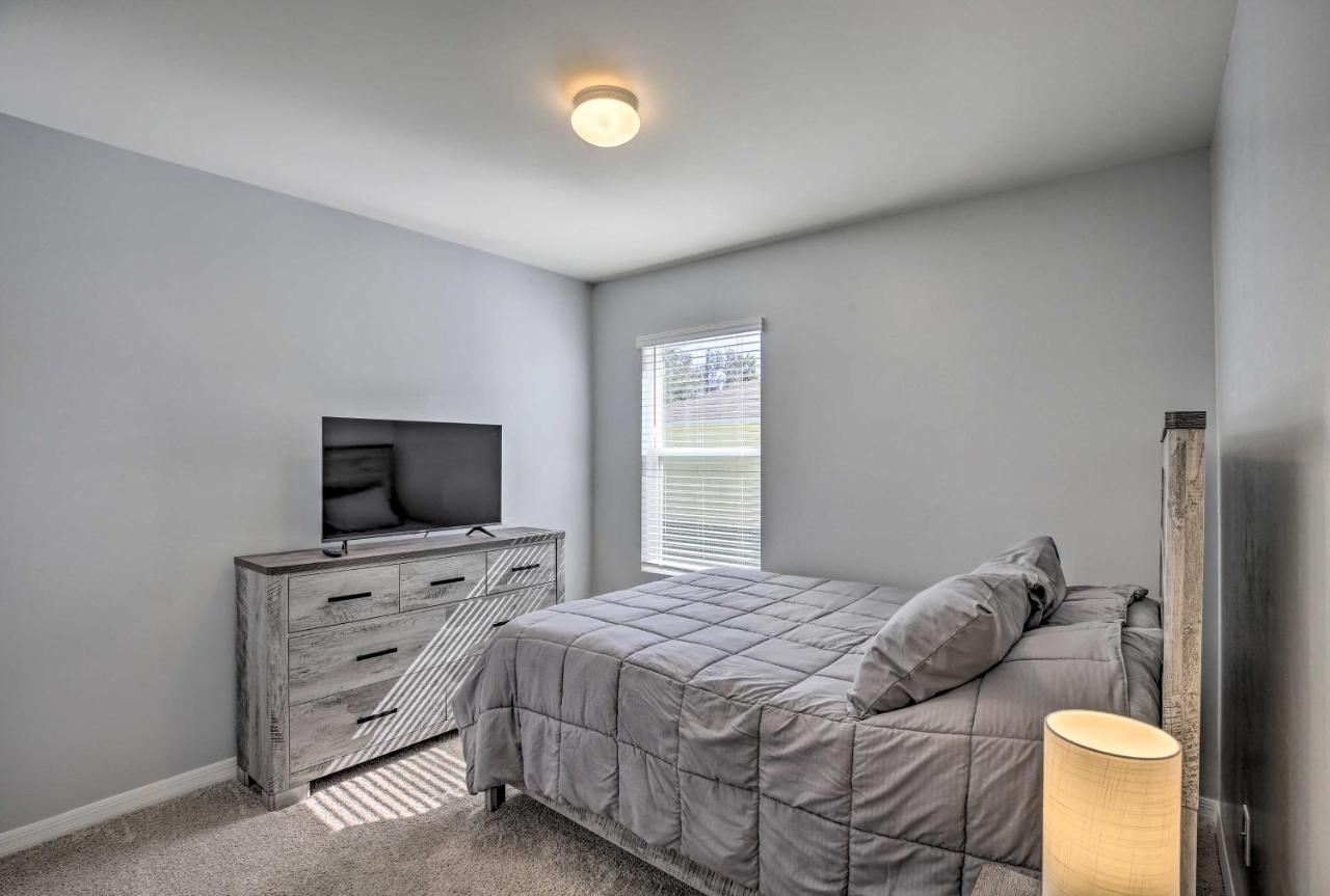 Modern Home With Heated Pool, 3 Mi To Beach Cape Coral Esterno foto